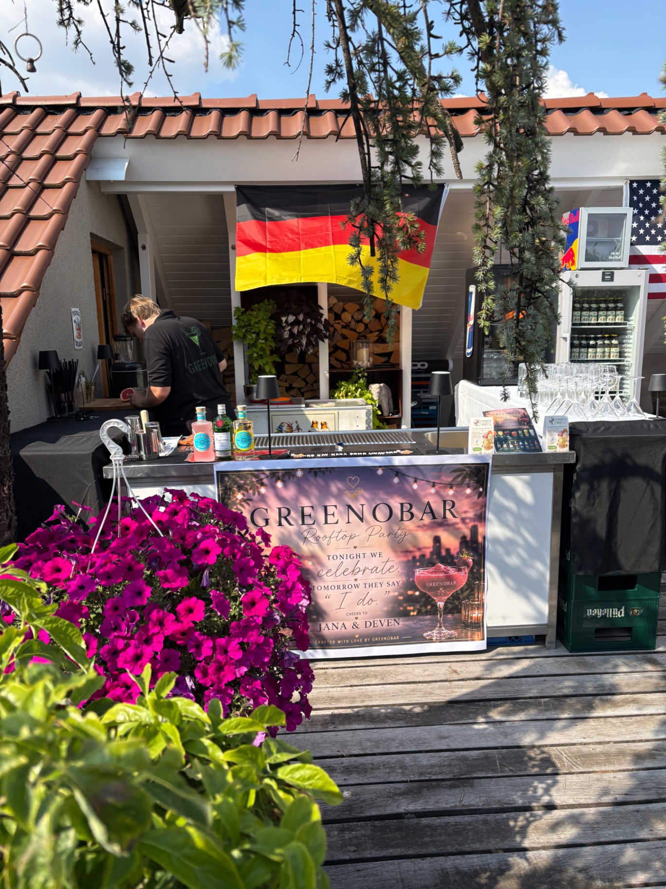Greenobar Rooftop Party mit Blumen